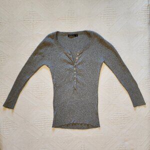 Grey undershirt styled shirt with 3/4 length sleeves